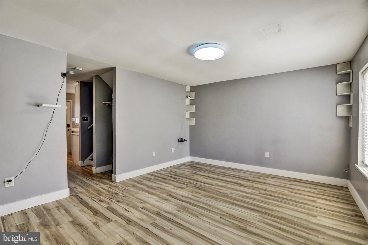 63 Town Pines Ct - Photo 7 of 30