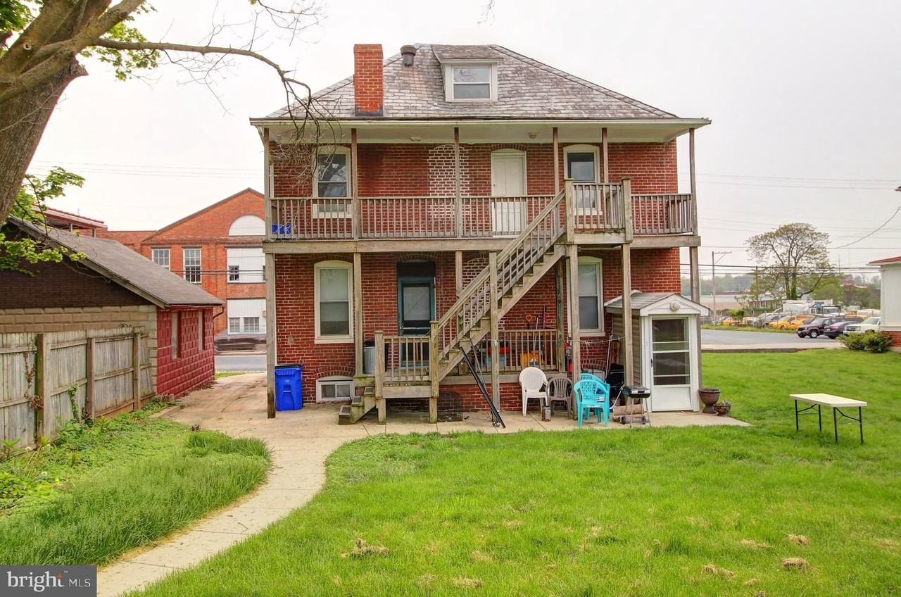 497 E Church St Unit 1 - Photo 2 of 3