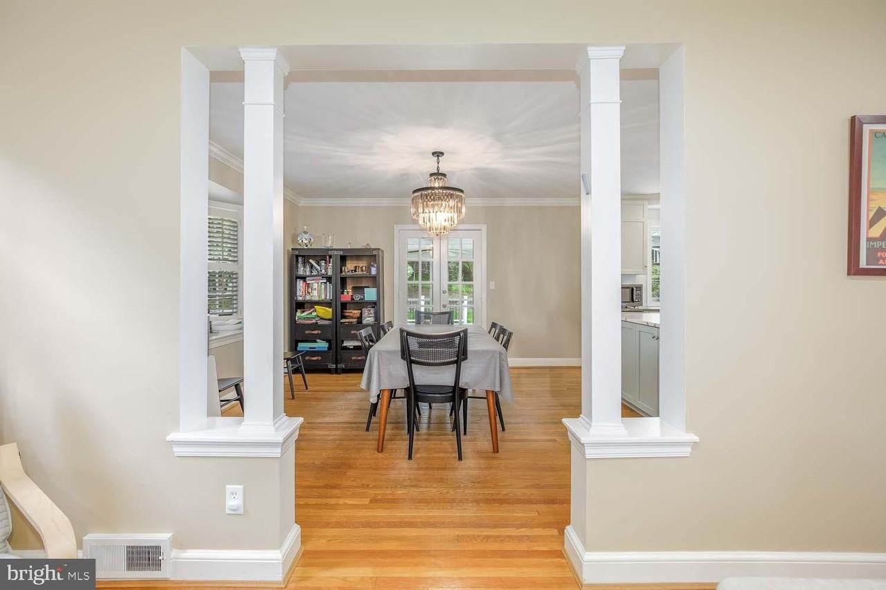 3209 Thornapple St - Photo 7 of 50