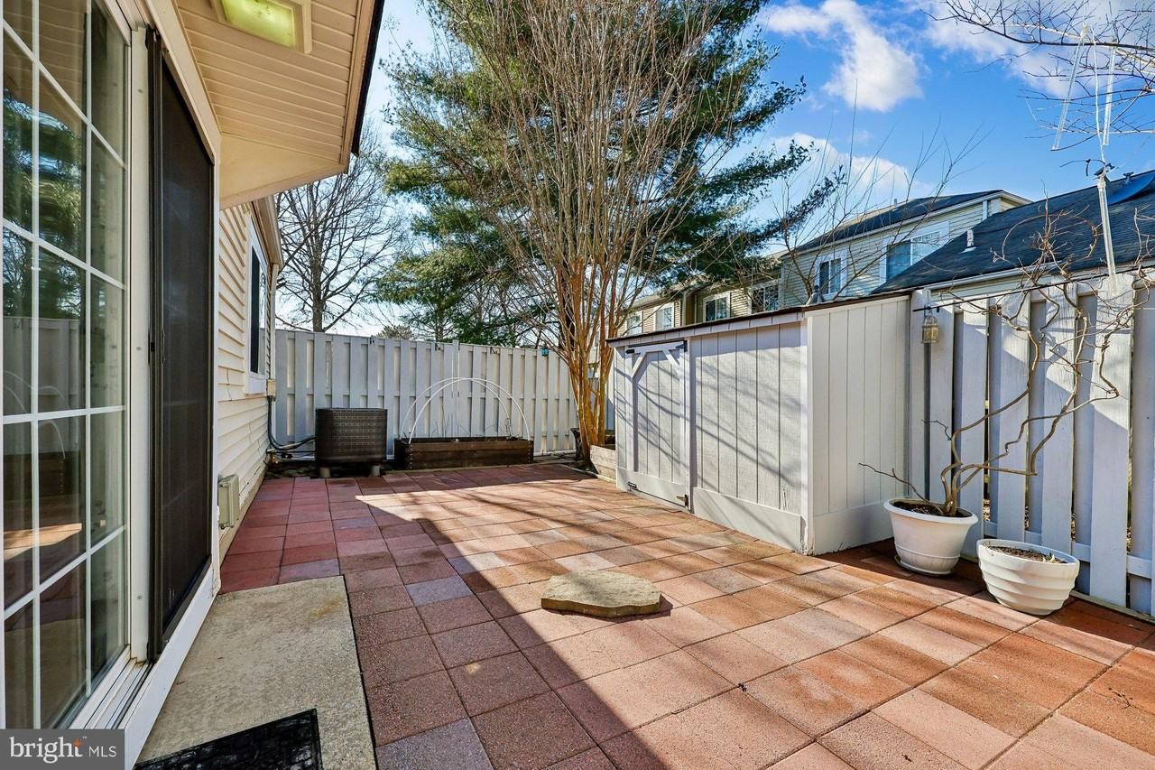 11407 Herefordshire Way - Photo 4 of 28