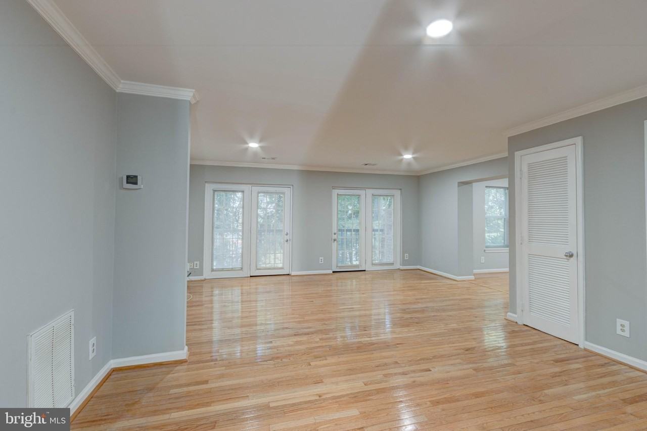 3934 Chesterwood Dr Unit 3934 - Photo 7 of 26