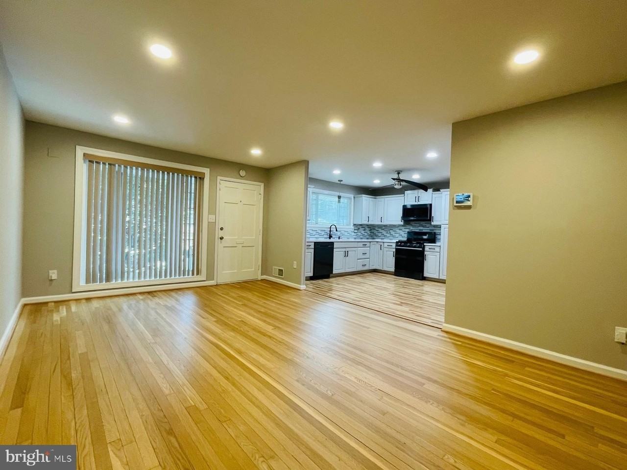 3123 28th Pkwy - Photo 3 of 22