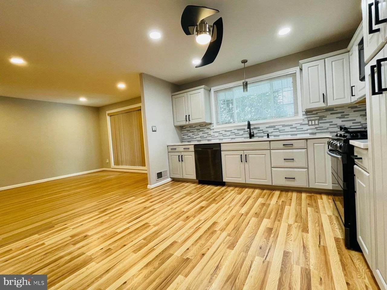 3123 28th Pkwy - Photo 5 of 22