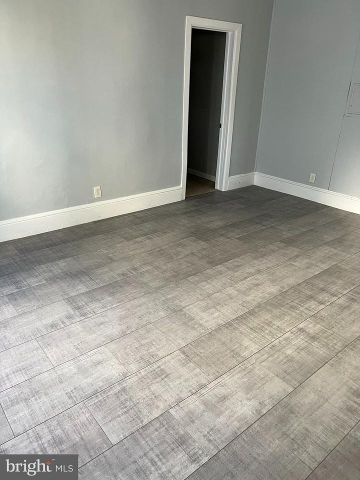 60 High St Unit 2 - Photo 2 of 10