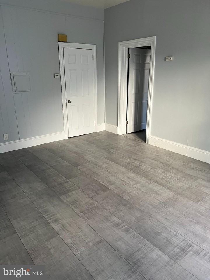 60 High St Unit 2 - Photo 5 of 10