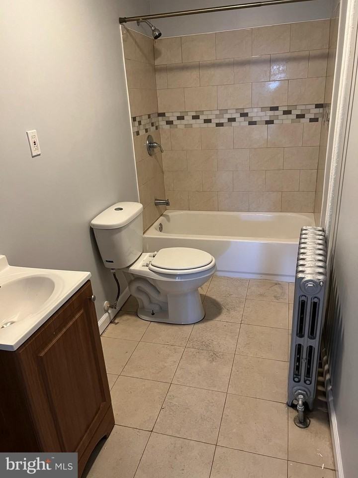 60 High St Unit 2 - Photo 6 of 10