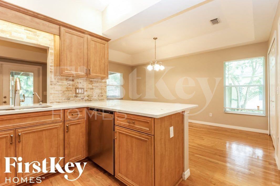 17373 Allentown Rd - Photo 7 of 15