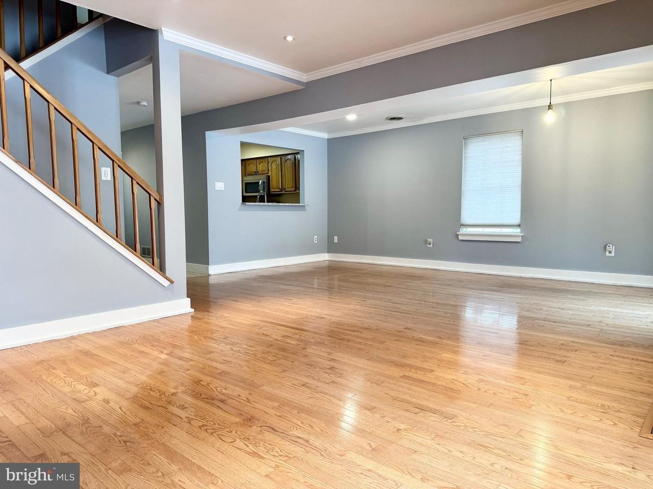 101 Sarahs Ln - Photo 7 of 42