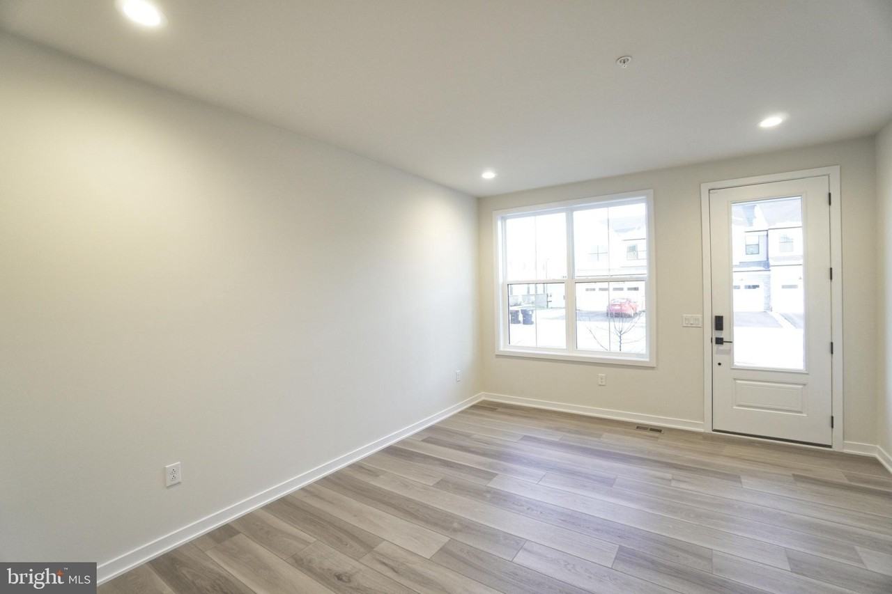 163 Mahogany Ln Lot 50 - Photo 3 of 31