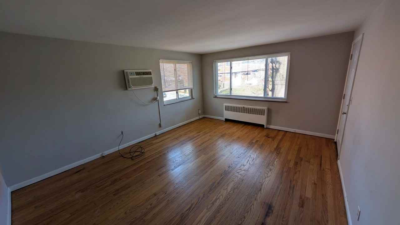 5855 Monfort Hills Ave - Photo 2 of 9