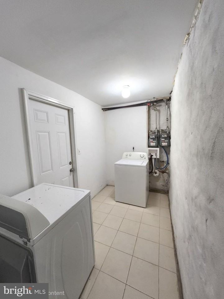 1230 N 55th St Unit 1 - Photo 7 of 12