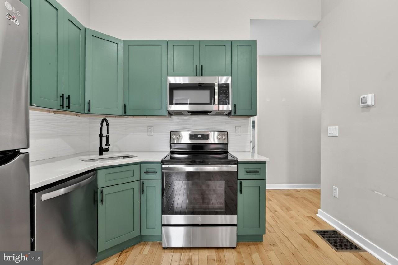 2234 W Master St Unit 1 - Photo 7 of 25