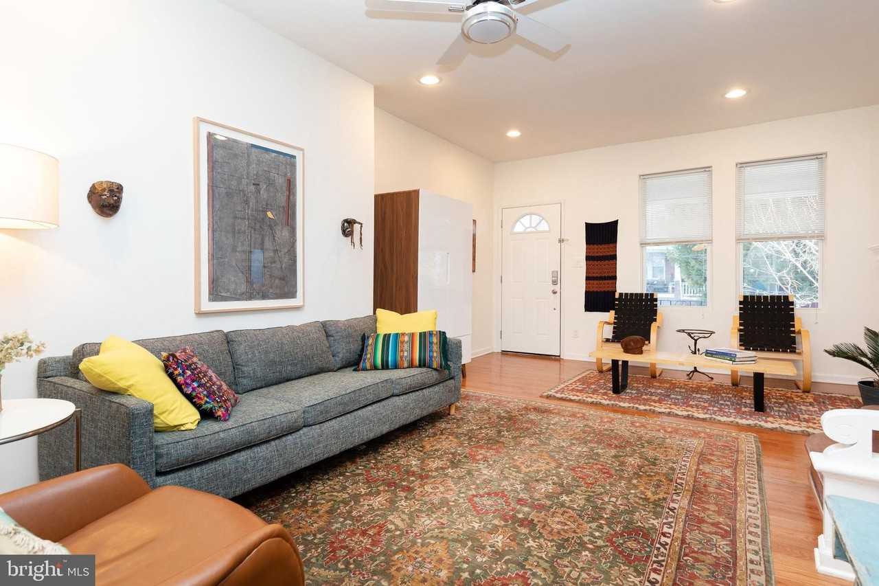 456 W Winona St - Photo 5 of 25