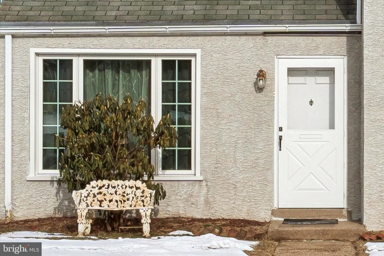 8711 Old Line Rd - Photo 3 of 25