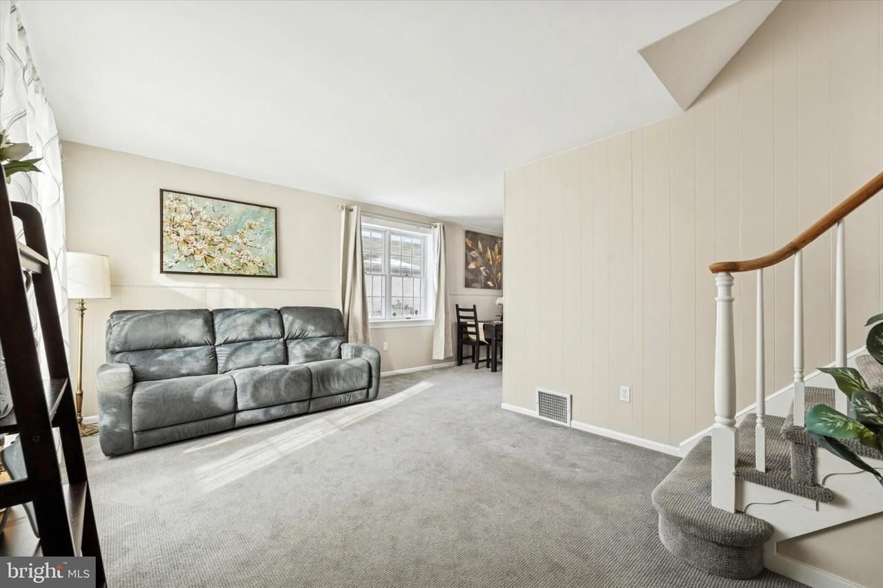 8711 Old Line Rd - Photo 4 of 25