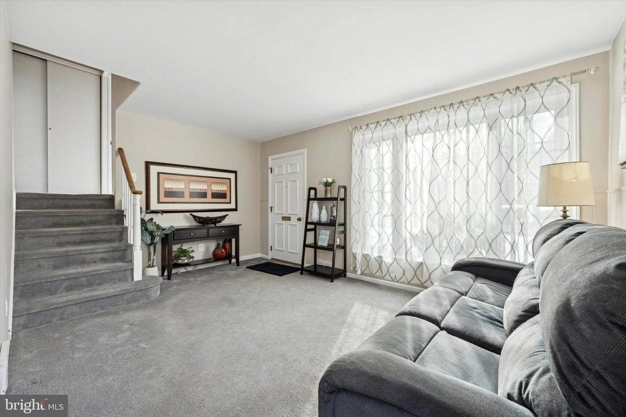 8711 Old Line Rd - Photo 6 of 25