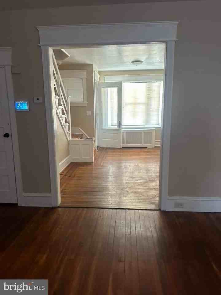 5608 N Mascher St - Photo 6 of 28