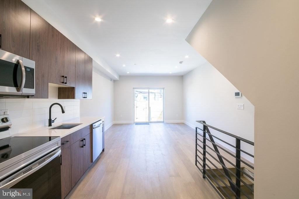 2147 N Franklin St Unit A - Photo 5 of 22