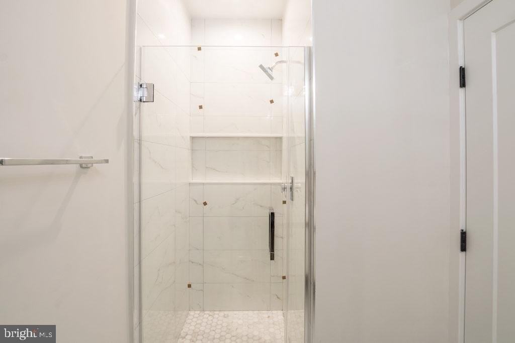 2147 N Franklin St Unit A - Photo 7 of 22