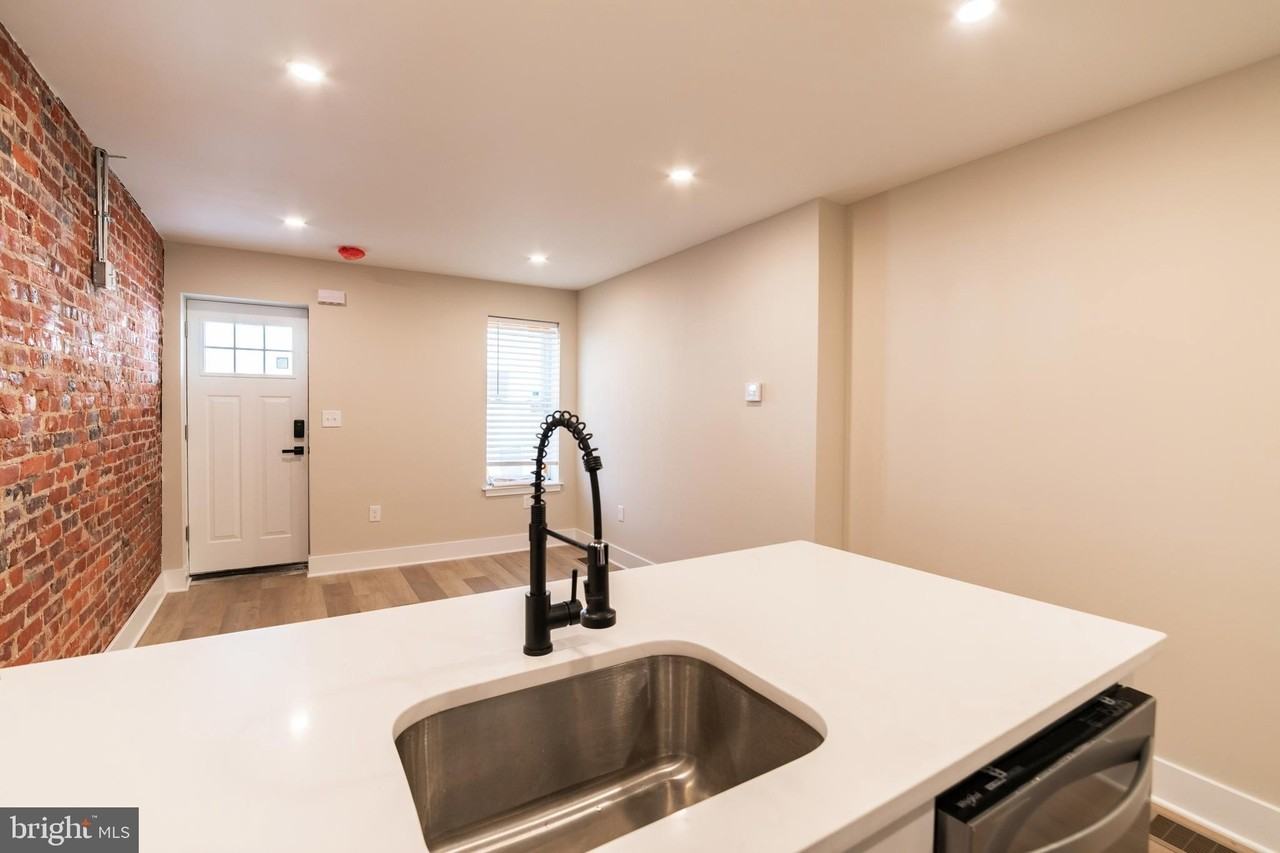 1844 S 23rd St Unit 1f - Photo 4 of 21