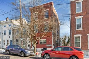 featured image of 206 Ripka St Side 2