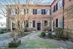 1216 Sophia St - Photo 1 of 1