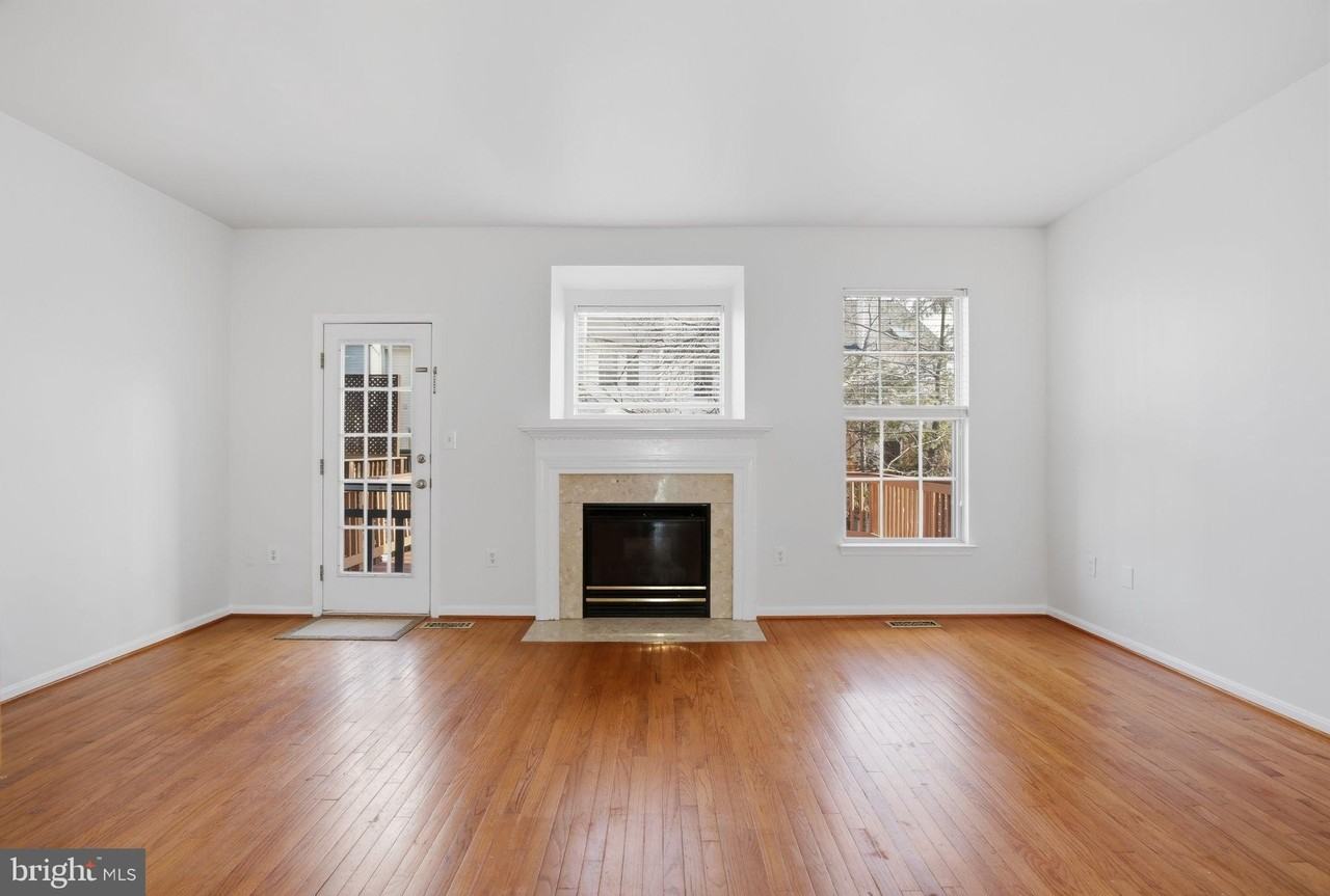 13123 Copper Brook Way - Photo 4 of 39