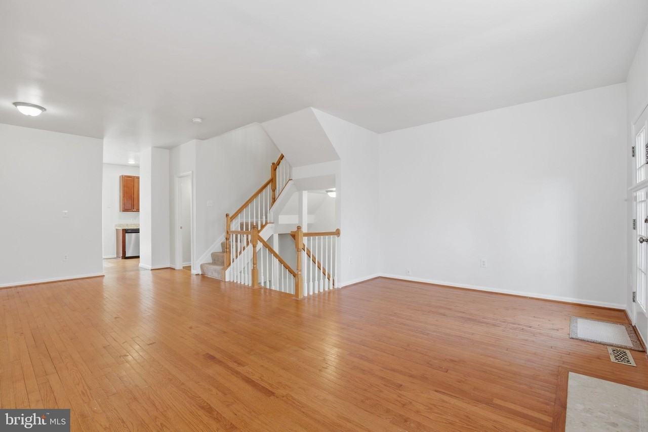 13123 Copper Brook Way - Photo 5 of 39