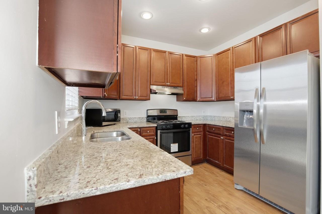 13123 Copper Brook Way - Photo 6 of 39