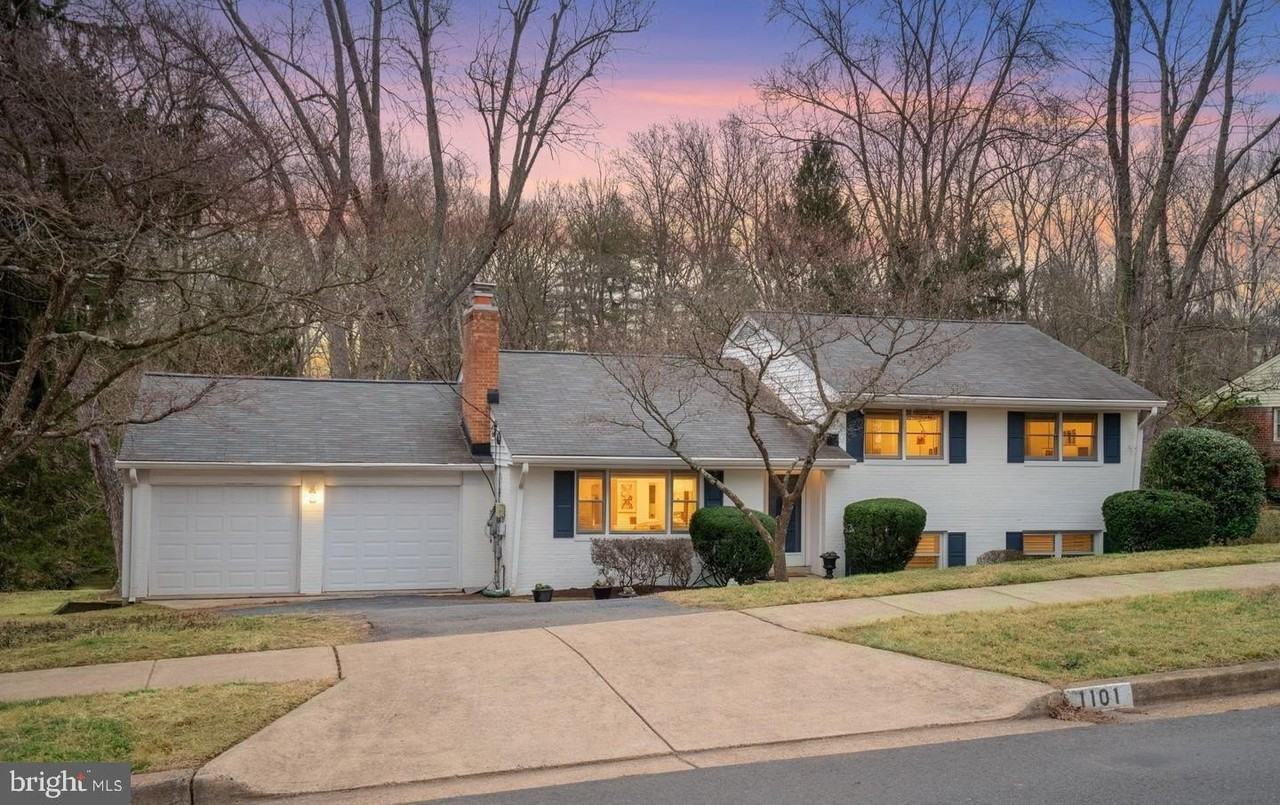 1101 Dead Run Dr - Photo 2 of 33