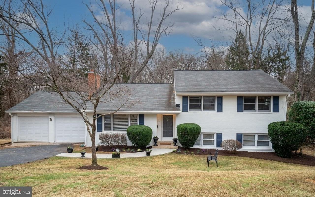 1101 Dead Run Dr - Photo 4 of 33