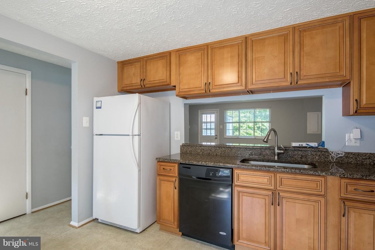 8334 Wind Fall Rd - Photo 7 of 16