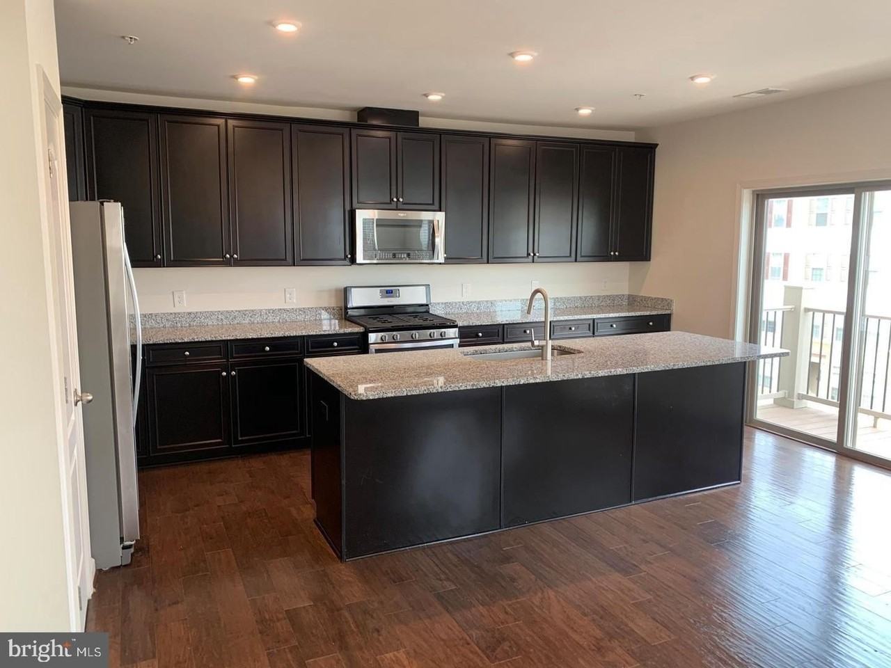 3705 Chippendale Cir - Photo 4 of 42