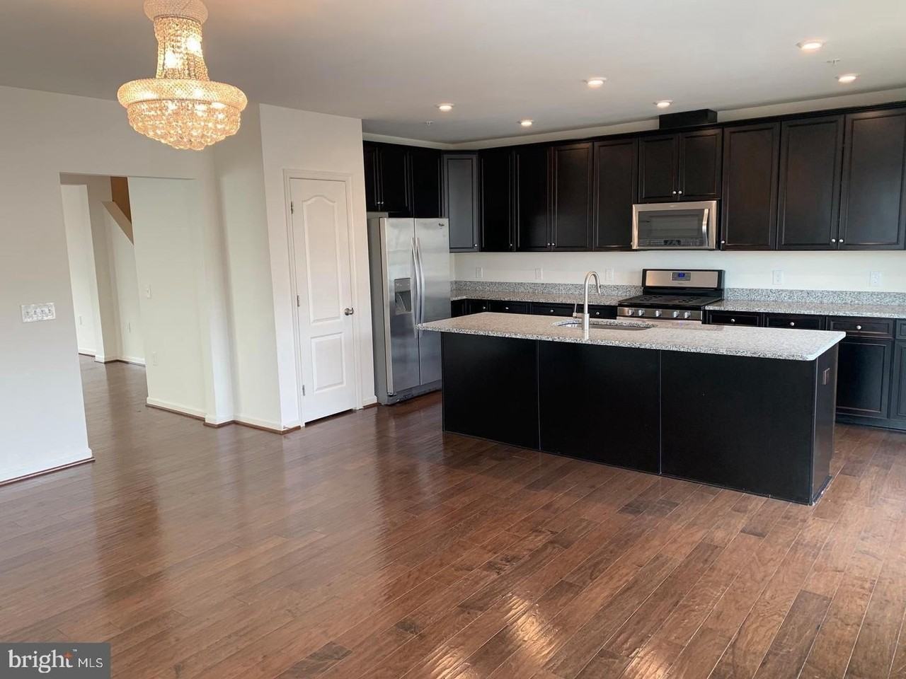 3705 Chippendale Cir - Photo 5 of 42