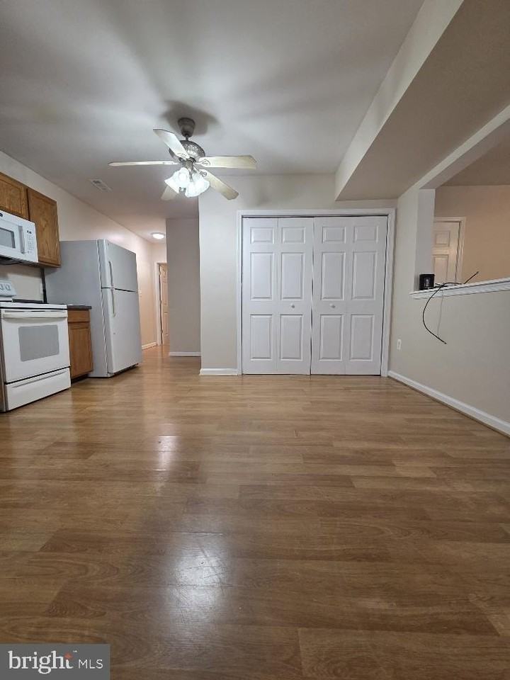 8214 Howard Trl - Photo 6 of 17