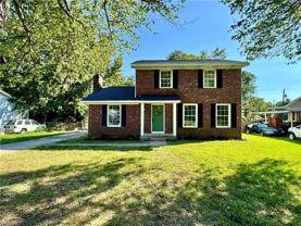 2401 Phoenix Dr - Photo 1 of 1