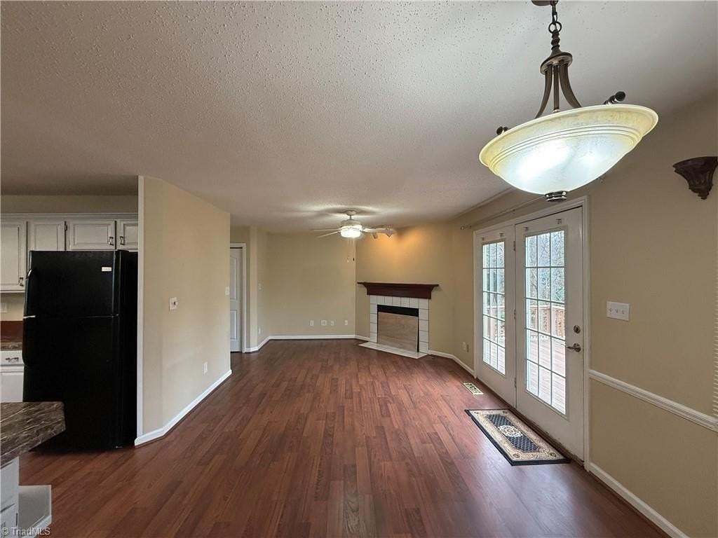 928 Heatherstone Dr - Photo 6 of 21