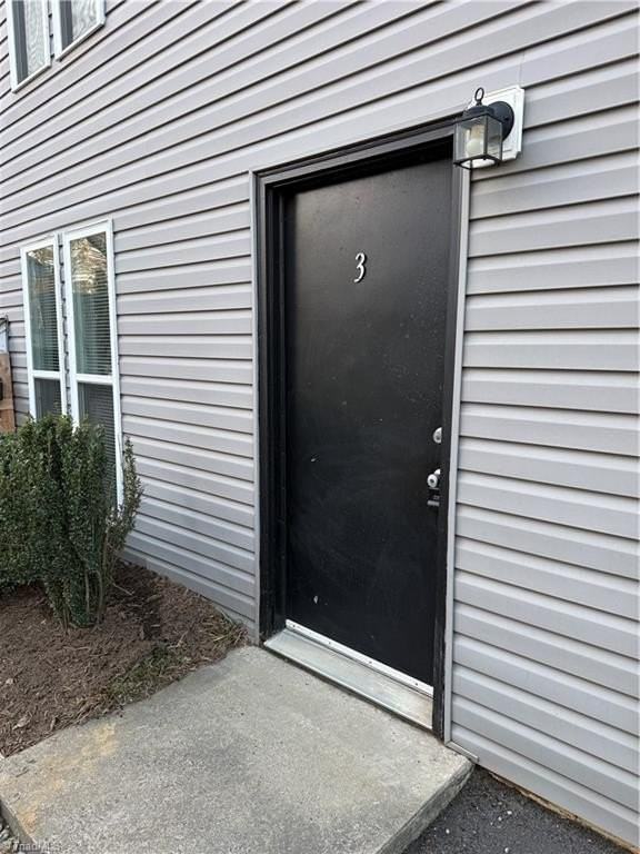 1426 Glade St #3 - Photo 2 of 10