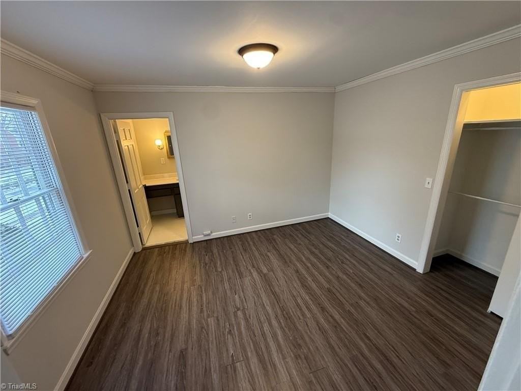 103 Westgate Cir #B - Photo 3 of 14