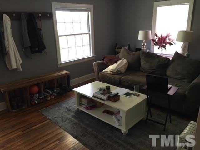 1112 N Buchanan Blvd Unit B - Photo 4 of 10