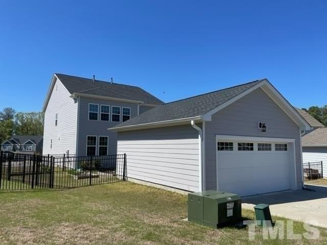 1425 Barn Door Dr - Photo 3 of 43
