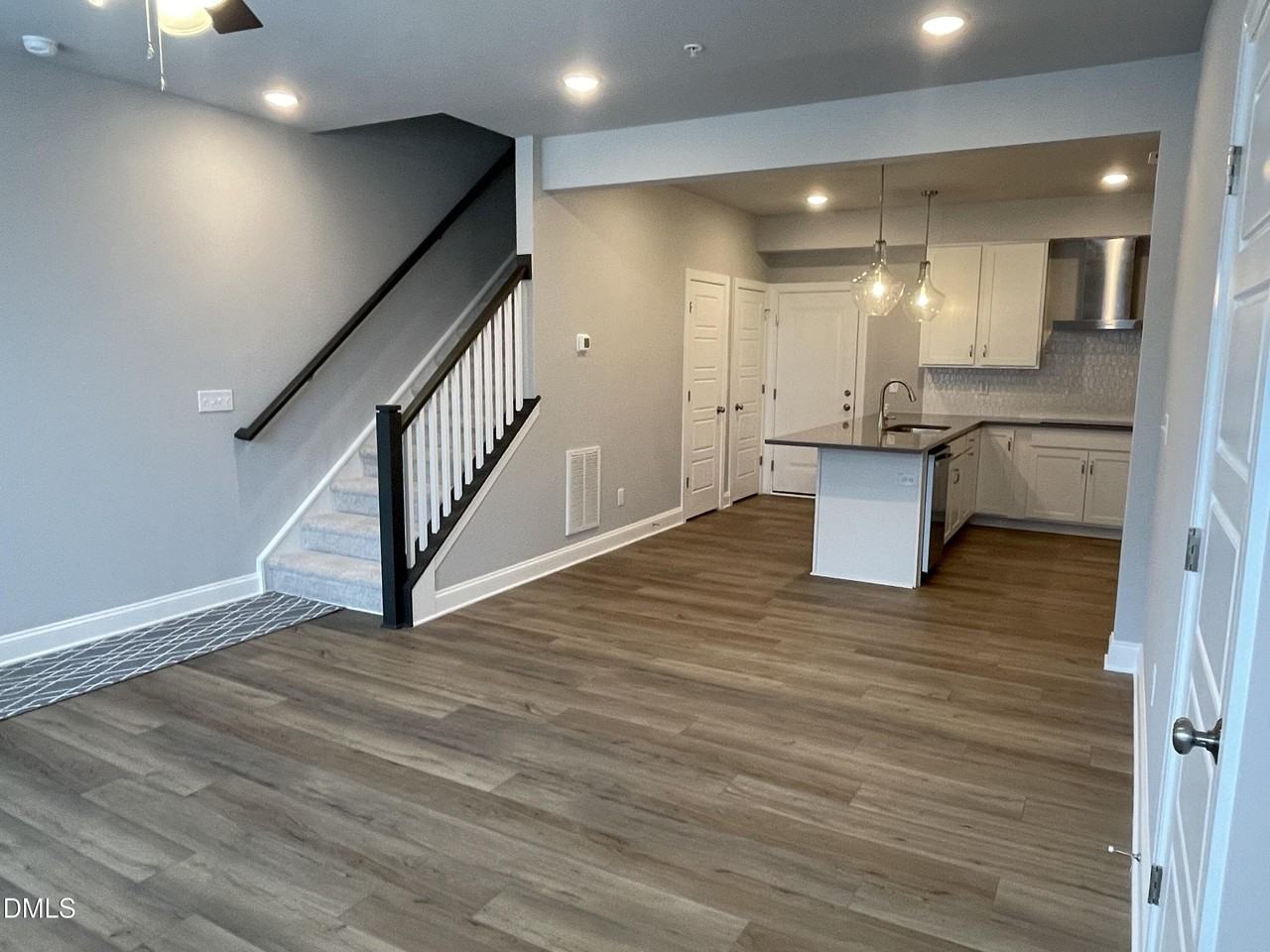 600 Hedrick Ridge Road unit: 102 - Photo 5 of 28