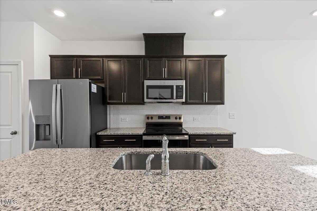 1504 Crescent Townes Way - Photo 7 of 27