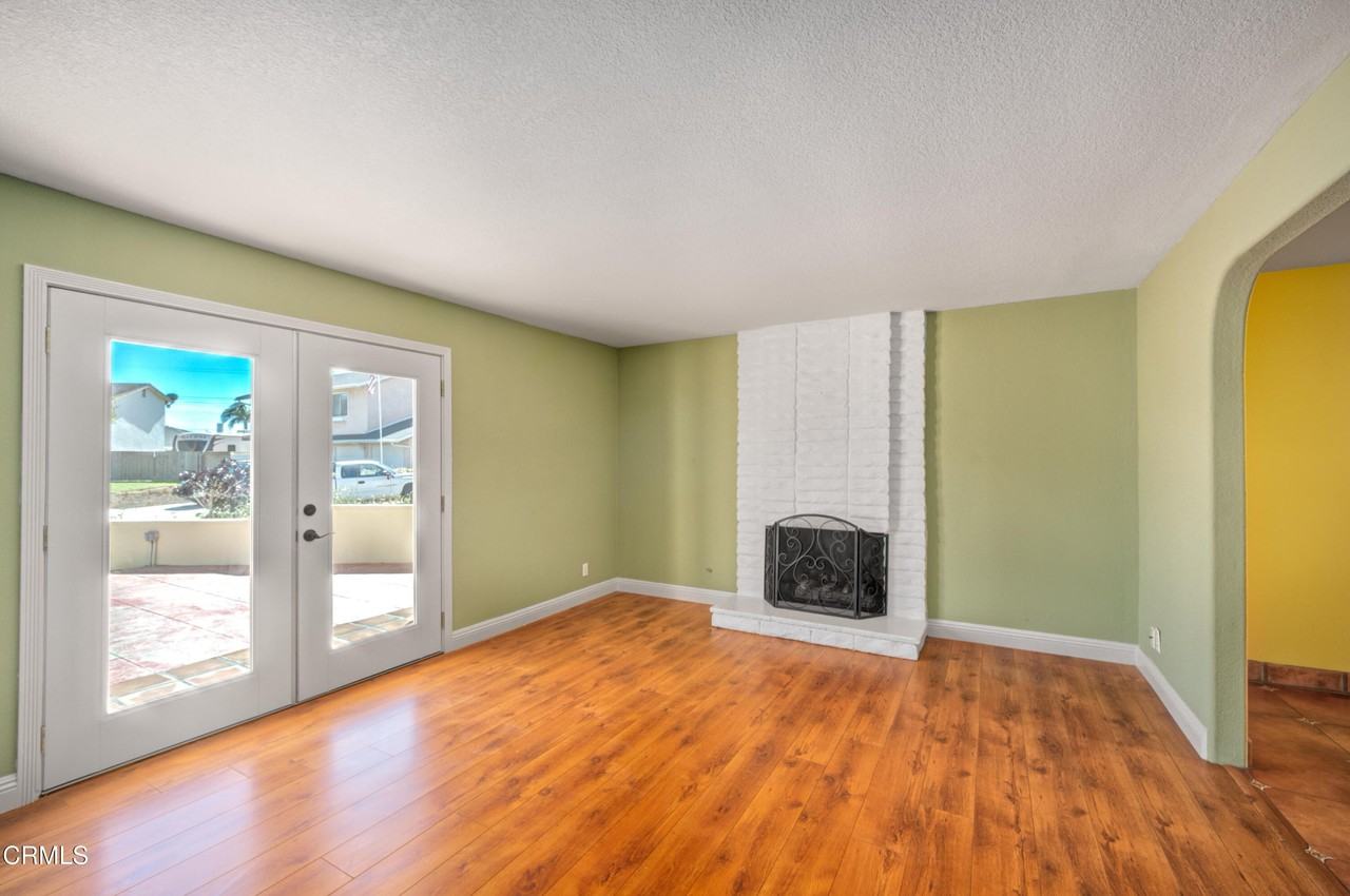 6349 Condor Ct - Photo 2 of 18