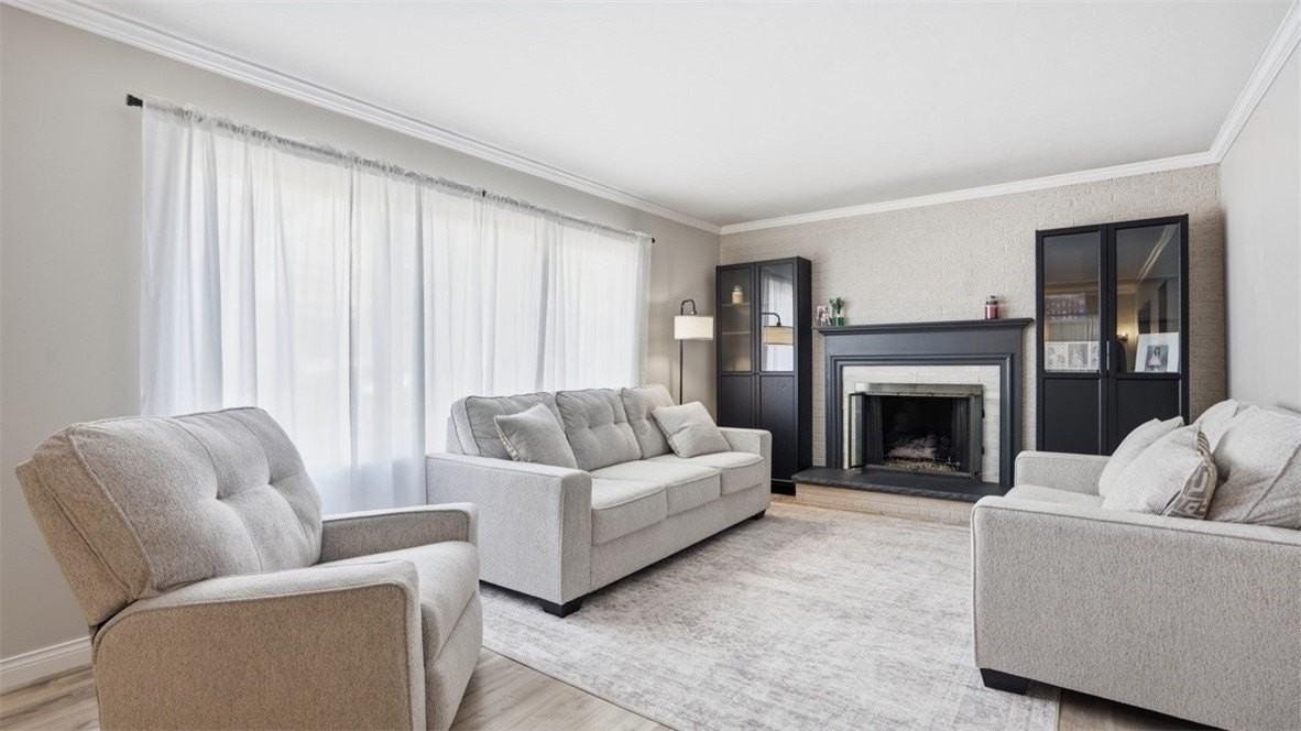 216 Arthur St - Photo 6 of 42