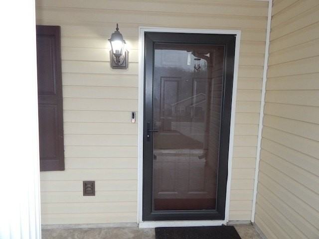 855 Louie Ln - Photo 4 of 33