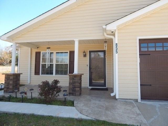 855 Louie Ln - Photo 3 of 33