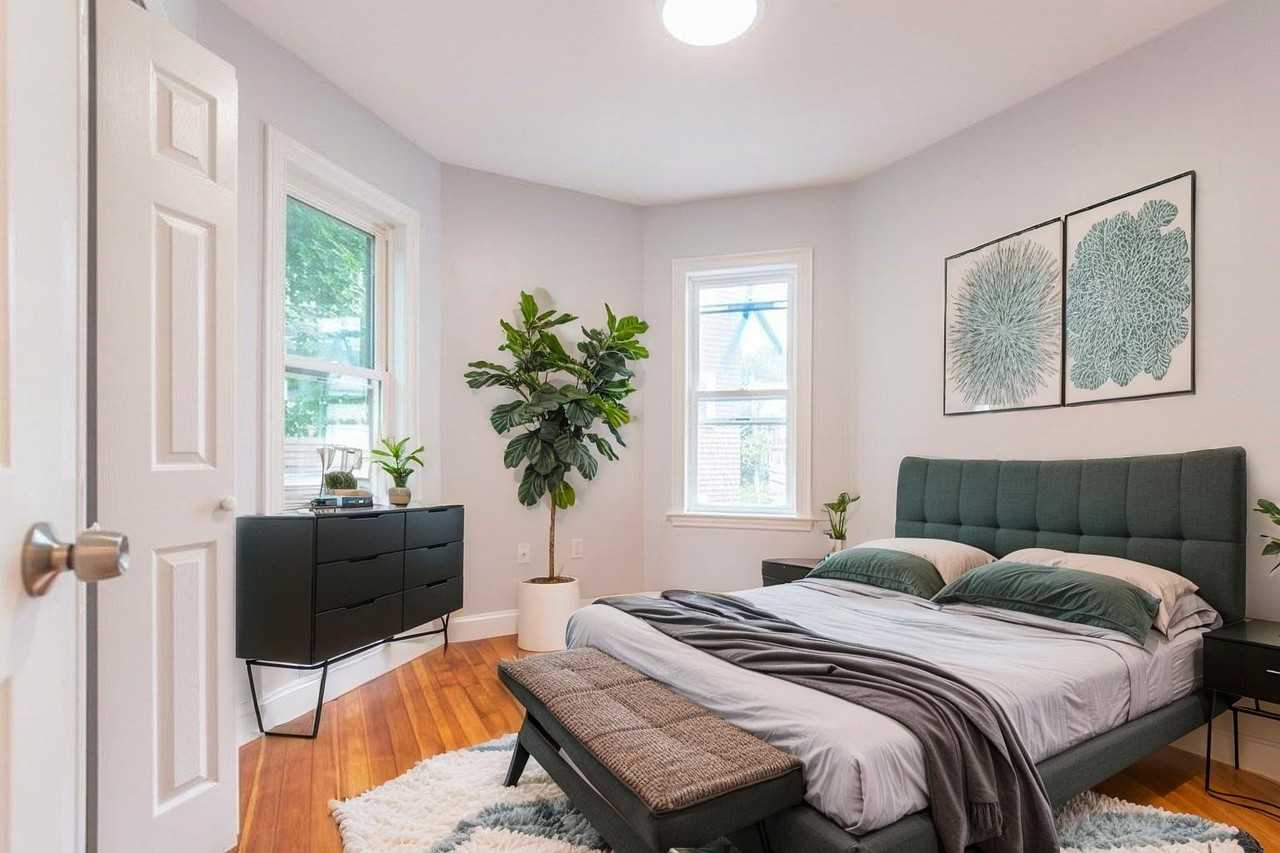 31 Hunnewell Ave #2 - Photo 2 of 14