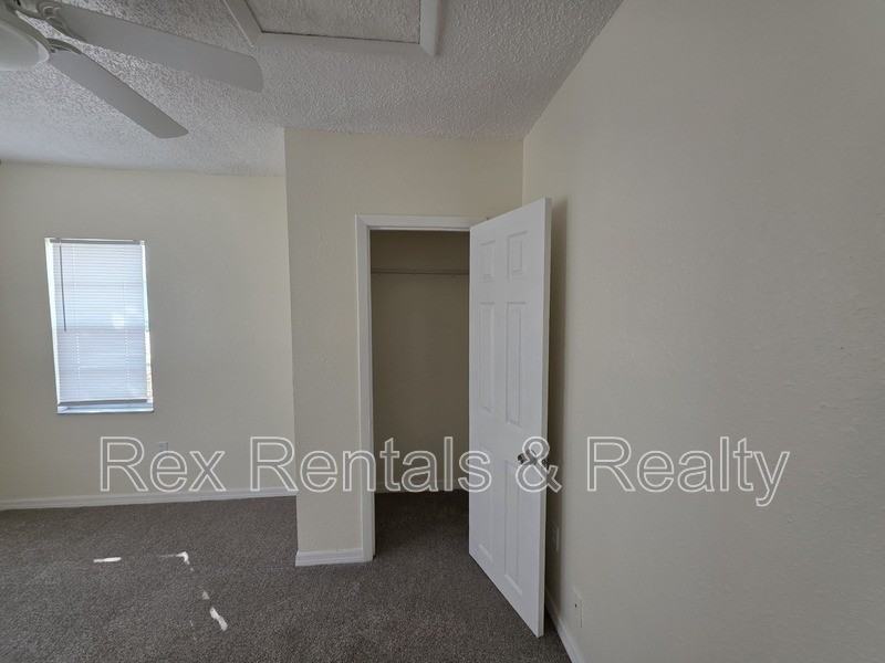 2337 15th Ave S - Photo 6 of 22