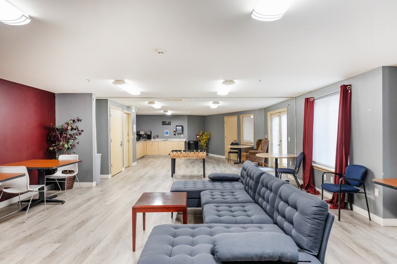 Courtland Place - Photo 6 of 19